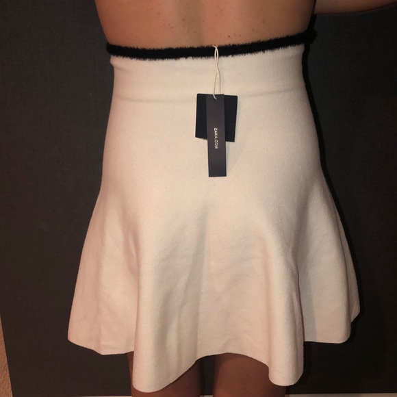 Zara Knit Collection Cream Skirt Black Fuzzy Trim - Picture 5 of 6